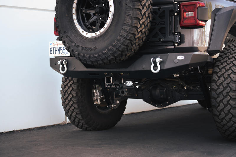 DV8 Offroad 07-21 Jeep Wrangler (JK/JL) Bolt-On Hitch w/ Lights - Mammoth Racing -