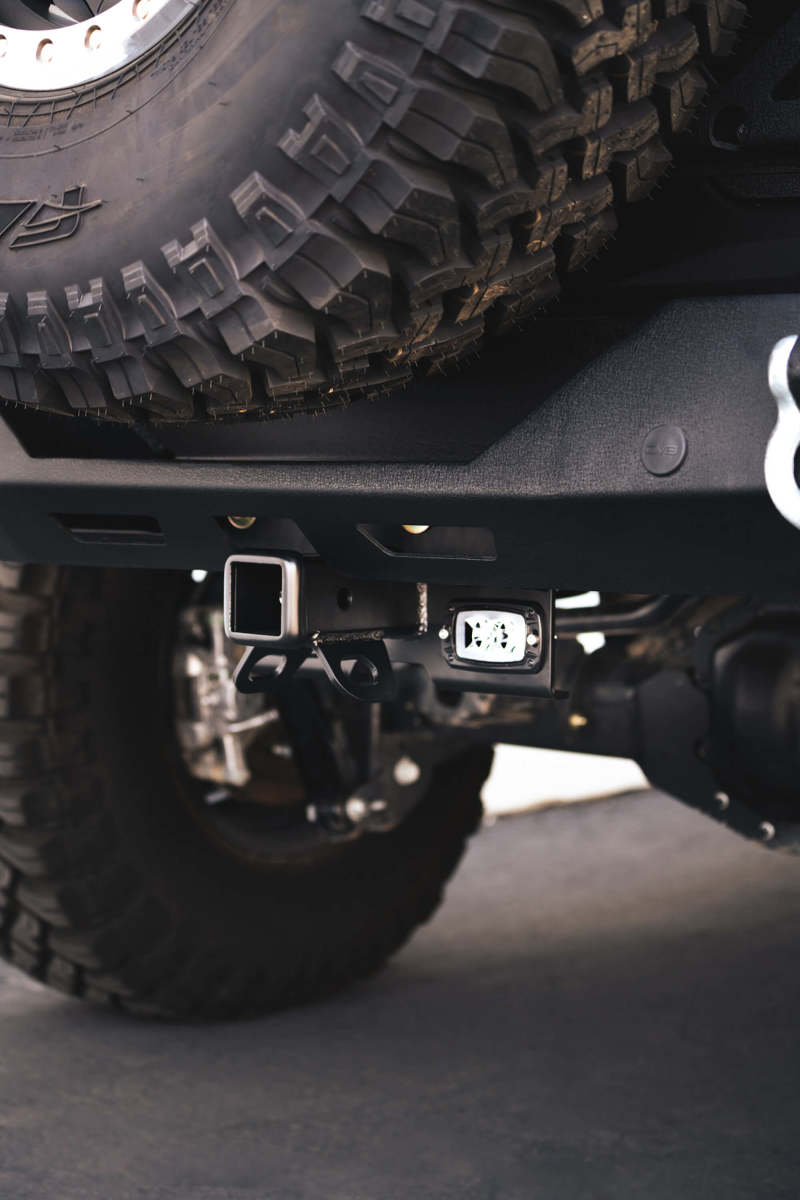 DV8 Offroad 07-21 Jeep Wrangler (JK/JL) Bolt-On Hitch w/ Lights - Mammoth Racing -