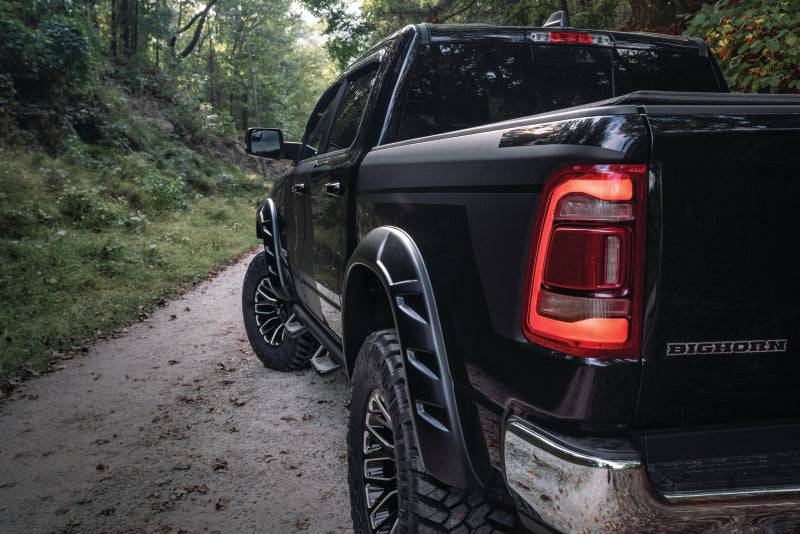 Bushwacker 17-19 Ford F-250 Super Duty w/ 81.8in Bed DRT Style Flares 4pc - Black - Mammoth Racing -