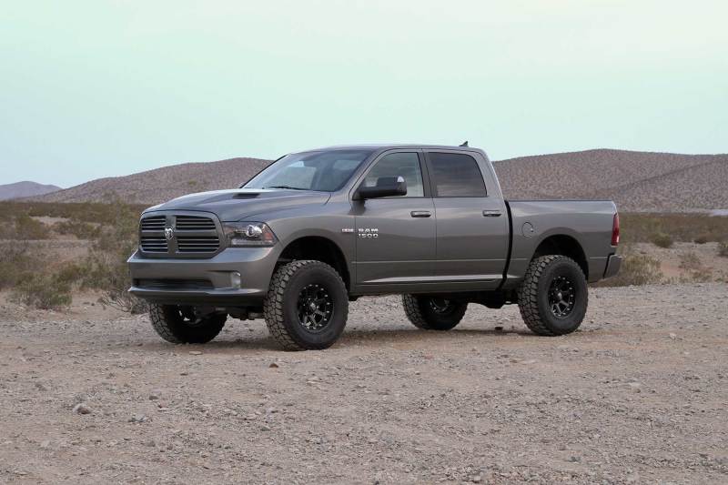 Fabtech 13-18 Ram 1500 4WD 6in Perf Sys w/Dlss 2.5c/o Resi & Rr Dlss - Mammoth Racing -