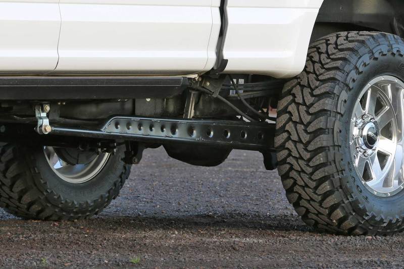 Fabtech 17-21 Ford F250/350 4WD Floating Rear Traction Bar System - My Store