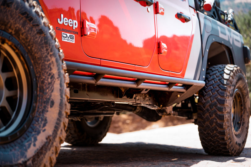 DV8 Offroad 20-22 Jeep Gladiator Bedside Sliders With Built in Skid Plates - Mammoth Racing -