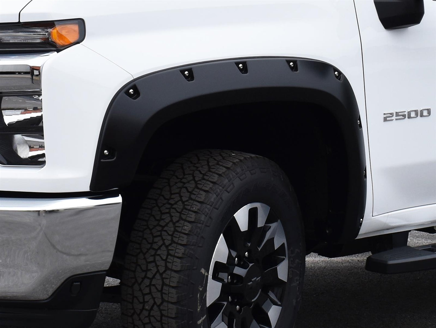 Bushwacker 19-21 Chevrolet Silverado 1500 Pocket Style Flares 4pc - Summit White - Mammoth Racing -