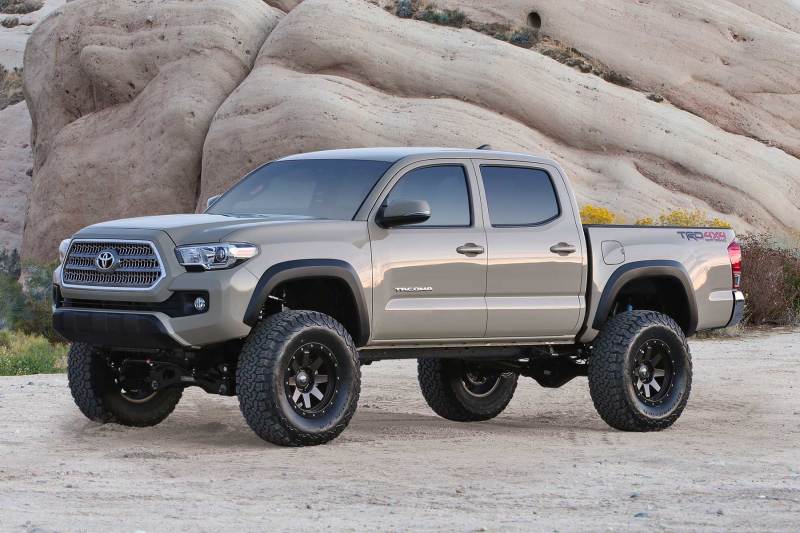 Fabtech 16-21 Toyota Tacoma 4/2wd 6 Lug Models Only 6in Perf Sys w/Dlss 2.5c/o Resi & Rr Dlss Resi - Mammoth Racing -