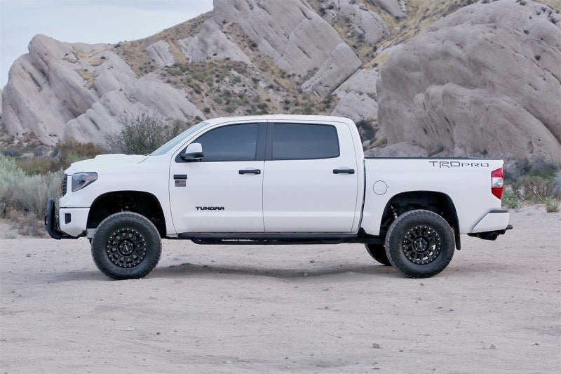 Fabtech 16-19 Toyota Tundra 4WD Trd Pro 4in Perf Sys w/Dlss 2.5 C/O Resi &Rr Dlss - My Store