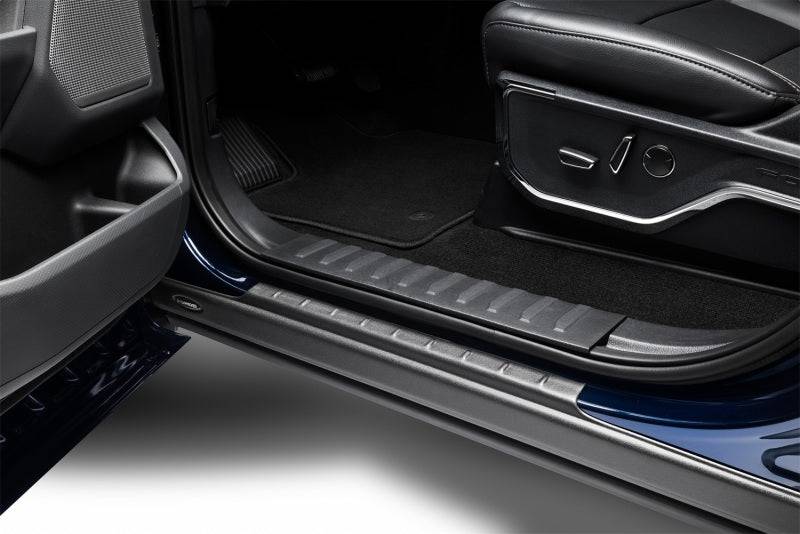 Bushwacker 19-22 Ram 1500 Crew Cab Trail Armor Rocker Panel and Sill Plate Cover - Black - Mammoth Racing -