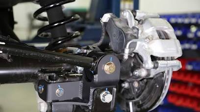 Fabtech Traction Bar Bracket - Mammoth Racing -